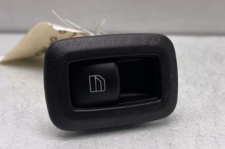 Interrupteur de leve vitre arriere droit MERCEDES CLASSE A 169 Photo n°1