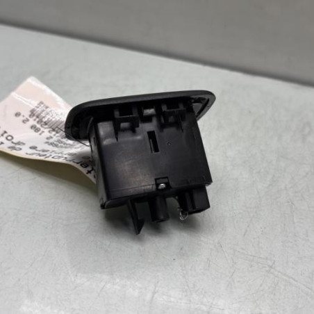 Interrupteur de leve vitre arriere droit MERCEDES CLASSE A 169
