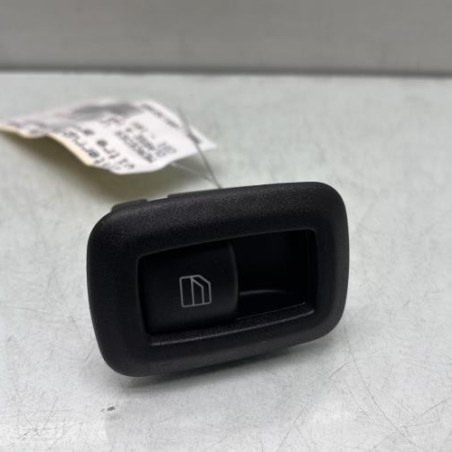 Interrupteur de leve vitre arriere gauche MERCEDES CLASSE A 169 Photo n°1