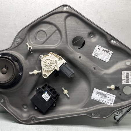 Leve vitre electrique arriere droit MERCEDES CLASSE A 169 Photo n°1
