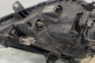 Optique avant principal droit (feux)(phare) RENAULT TRAFIC 2