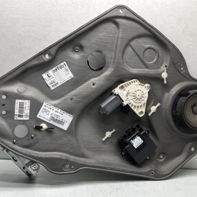 Leve vitre electrique arriere gauche MERCEDES CLASSE A 169 Photo n°1