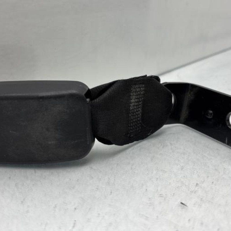Attache ceinture arriere gauche DACIA LOGAN MCV 1 Photo n°1