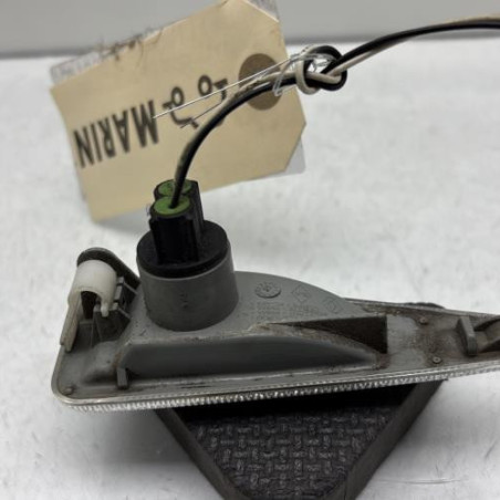 Repetiteur clignotant avant droit  (Feux) DACIA SANDERO 1
