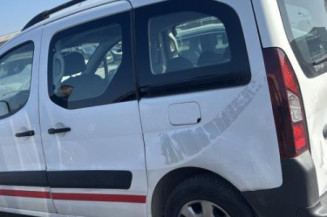 Renfort pare choc avant (traverse) PEUGEOT PARTNER 2