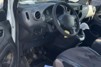 Renfort pare choc avant (traverse) PEUGEOT PARTNER 2