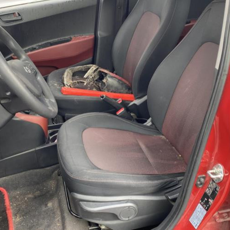Renfort pare choc arriere (traverse) HYUNDAI I 10 2 Photo n°15