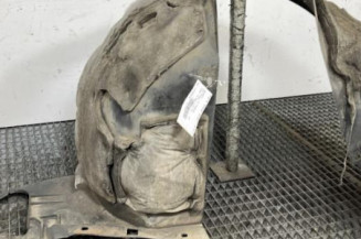 Pare boue avant droit PEUGEOT 207