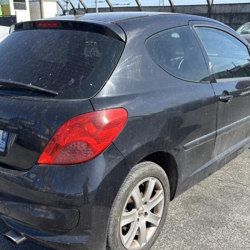 Pare boue avant droit PEUGEOT 207 Photo n°7