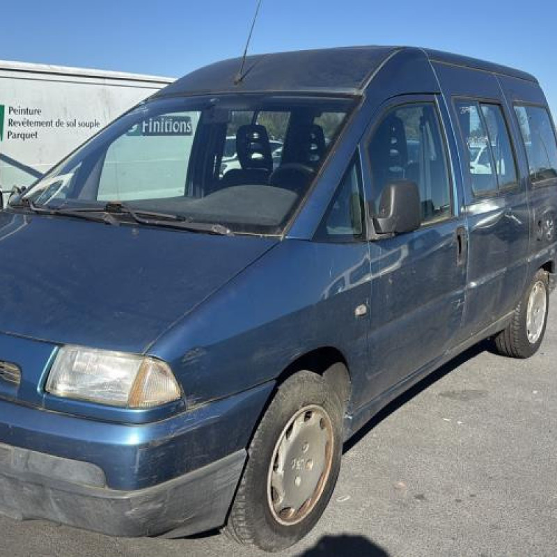 Feu arriere principal gauche (feux) PEUGEOT EXPERT 1 Photo n°5