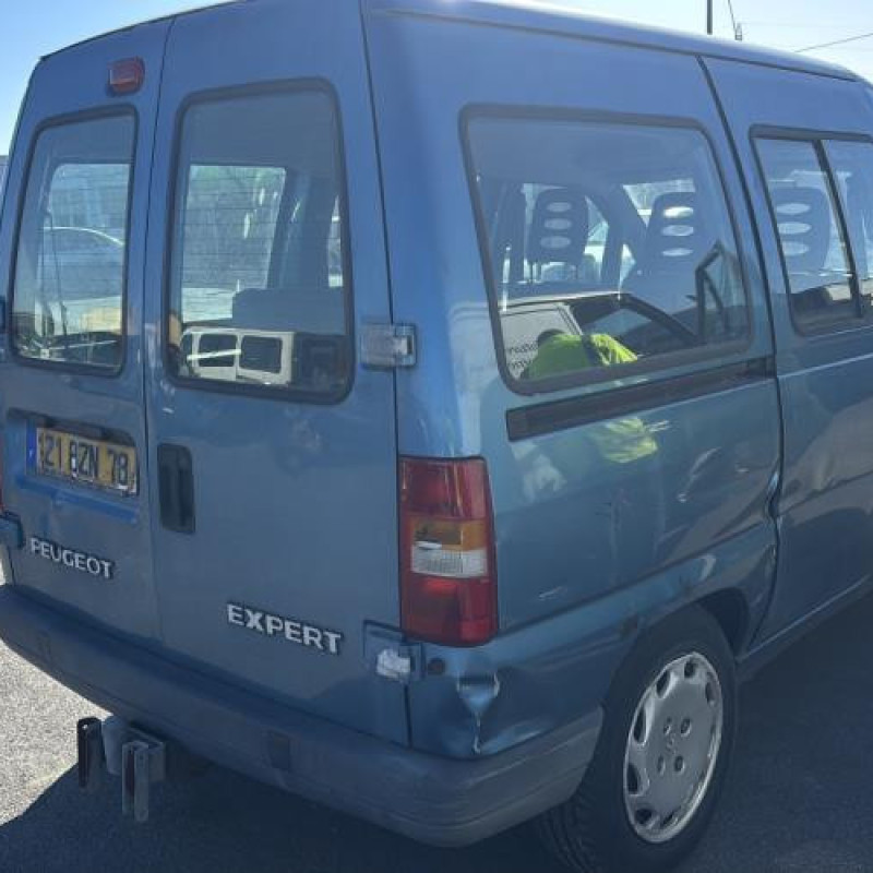 Feu arriere principal gauche (feux) PEUGEOT EXPERT 1 Photo n°7