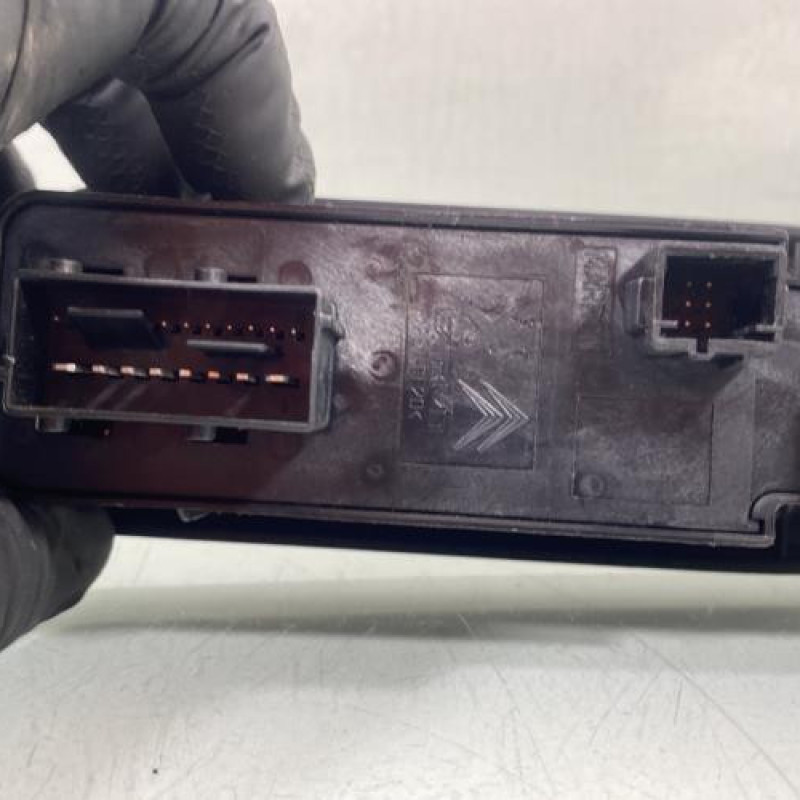 Interrupteur de leve vitre avant gauche CITROEN C5 2 Photo n°5