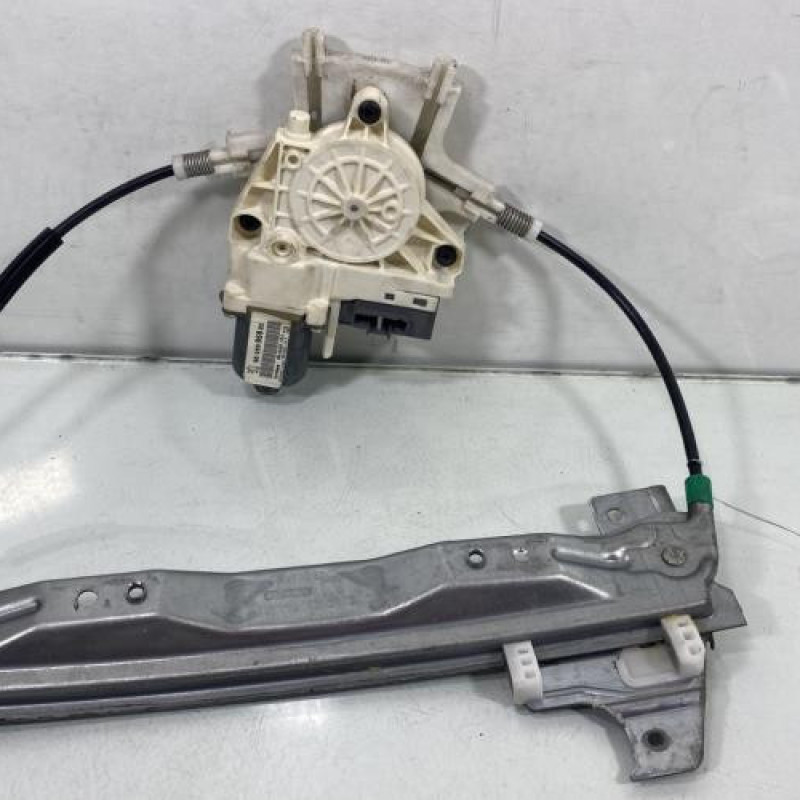 Leve vitre electrique arriere gauche PEUGEOT 407 Photo n°1
