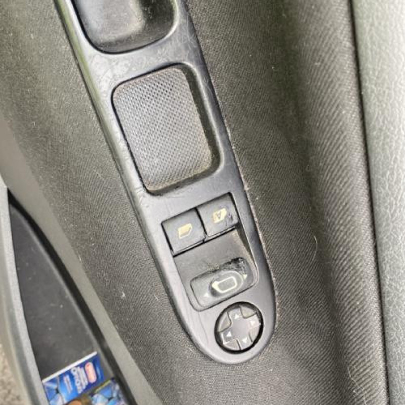 Porte arriere droit PEUGEOT 207 Photo n°16