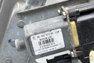 Leve vitre electrique avant droit PEUGEOT 208 1