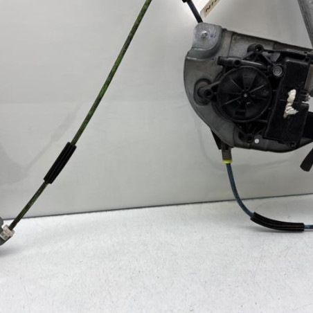 Leve vitre electrique avant gauche PEUGEOT 208 1
