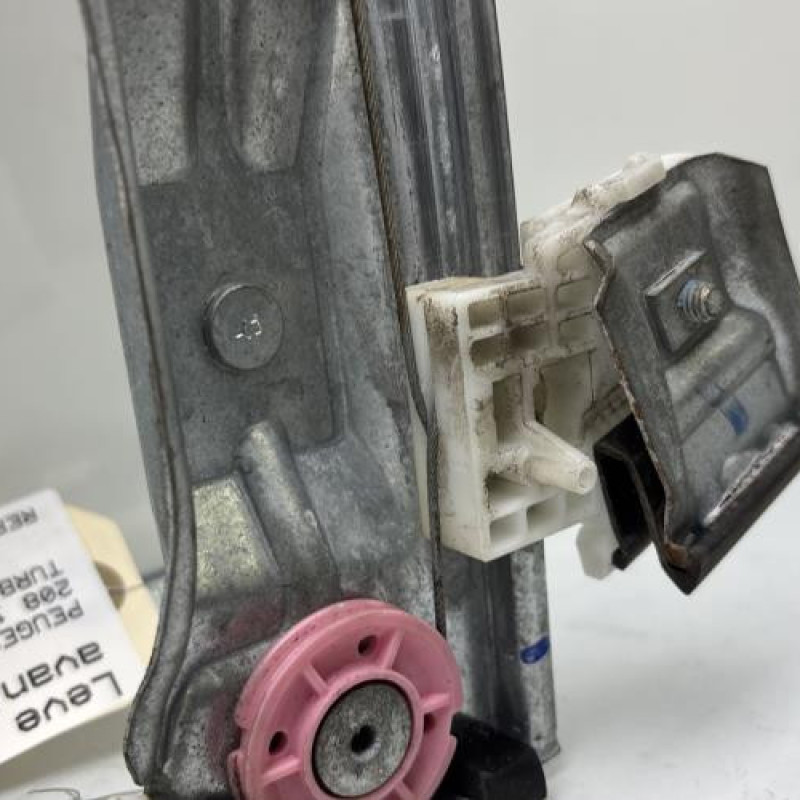 Leve vitre electrique avant gauche PEUGEOT 208 1 Photo n°9