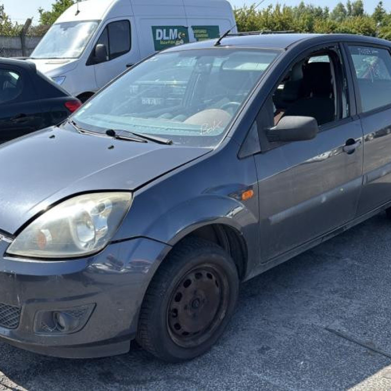 Feu arriere principal droit (feux) FORD FIESTA 5 Photo n°4