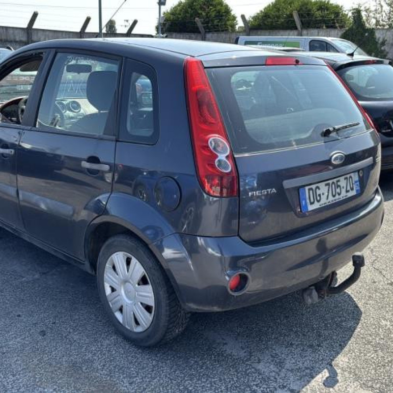 Feu arriere principal droit (feux) FORD FIESTA 5 Photo n°7