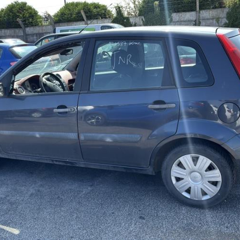 Feu arriere principal droit (feux) FORD FIESTA 5 Photo n°9