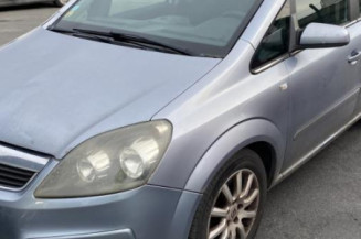 Aile avant droit OPEL ZAFIRA B