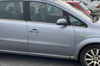 Aile avant droit OPEL ZAFIRA B