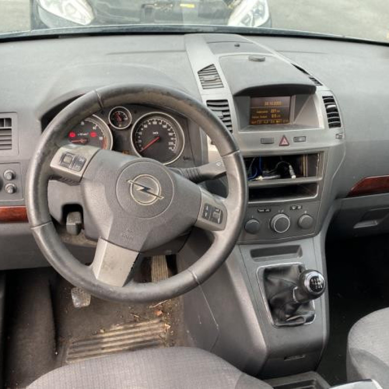Aile avant droit OPEL ZAFIRA B Photo n°18