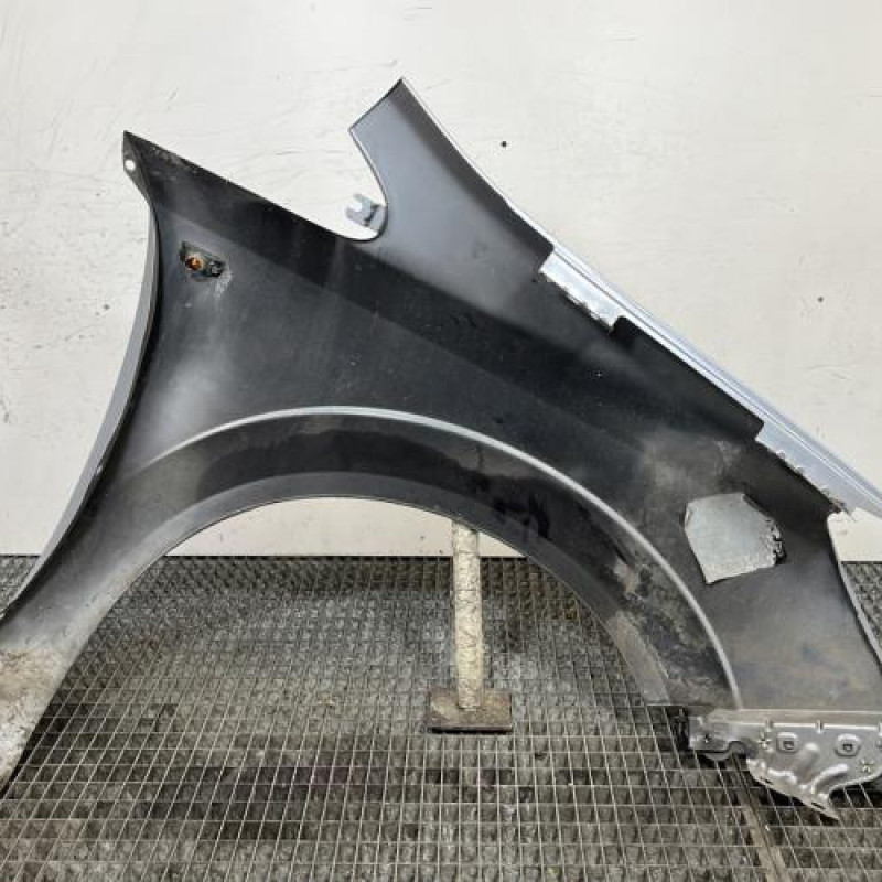 Aile avant gauche OPEL ZAFIRA B Photo n°4