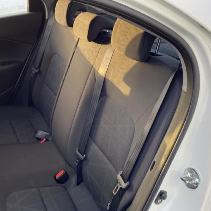 Attache ceinture arriere droit KIA RIO 3 Photo n°16