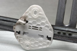 Leve vitre mecanique avant gauche DACIA LOGAN 1