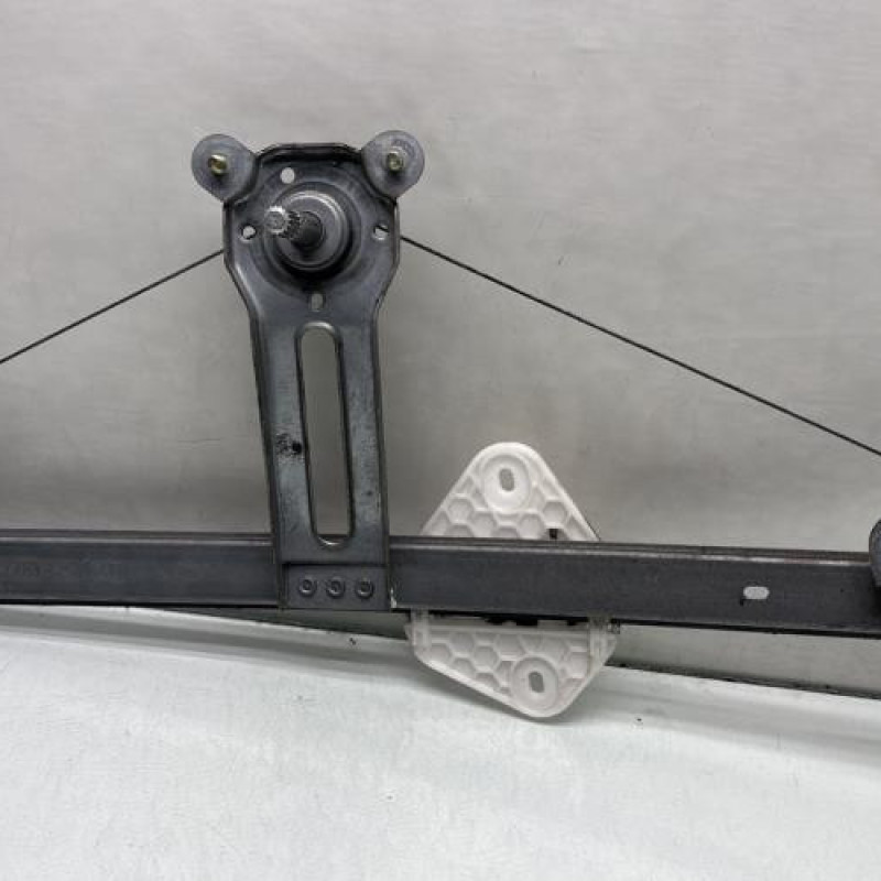 Leve vitre mecanique avant gauche DACIA LOGAN 1 Photo n°3