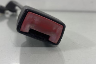 Attache ceinture avant gauche VOLKSWAGEN GOLF 4