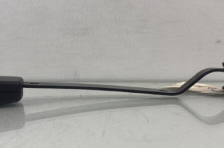 Attache ceinture avant gauche VOLKSWAGEN GOLF 4