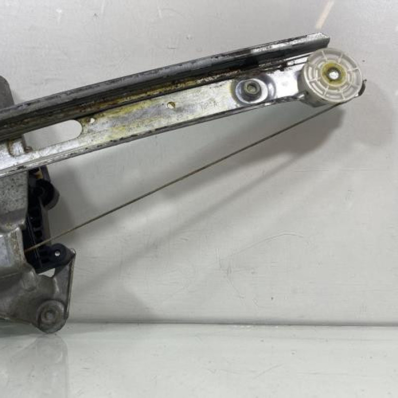 Leve vitre electrique arriere droit BMW SERIE 3 E46 Photo n°2