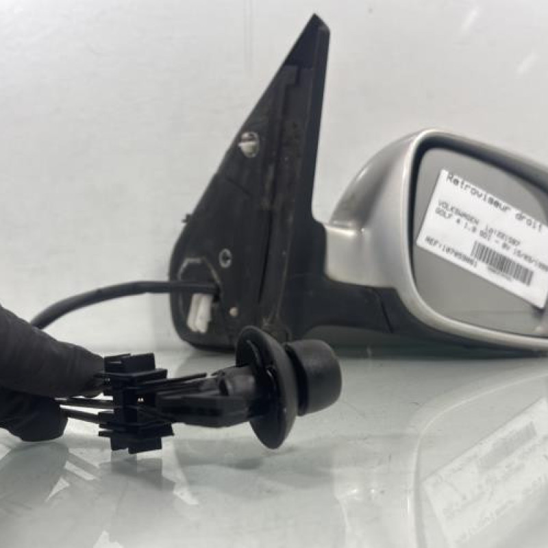 Retroviseur droit VOLKSWAGEN GOLF 4 Photo n°1