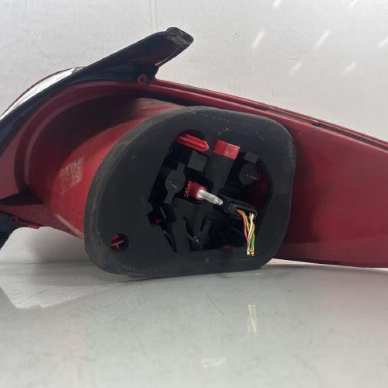 Feu arriere principal gauche (feux) PEUGEOT 206 Photo n°3