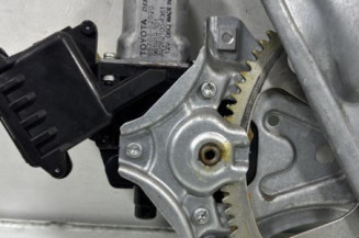 Leve vitre electrique arriere droit TOYOTA AVENSIS 3