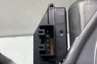 Moteur essuie glace arriere TOYOTA AVENSIS 3