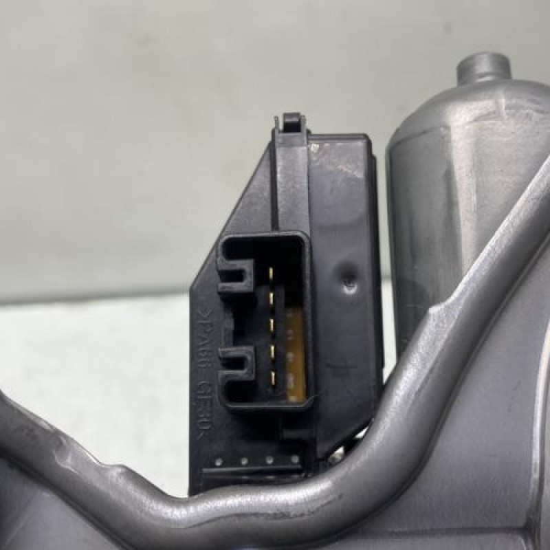 Moteur essuie glace arriere TOYOTA AVENSIS 3 Photo n°3