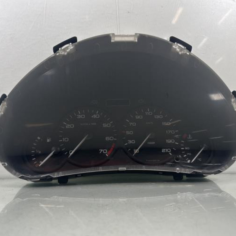 Compteur PEUGEOT 206 Photo n°1