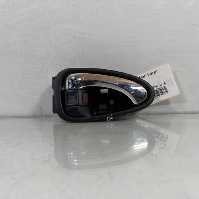 Poignee interieur avant droit TOYOTA AVENSIS 3 Photo n°2