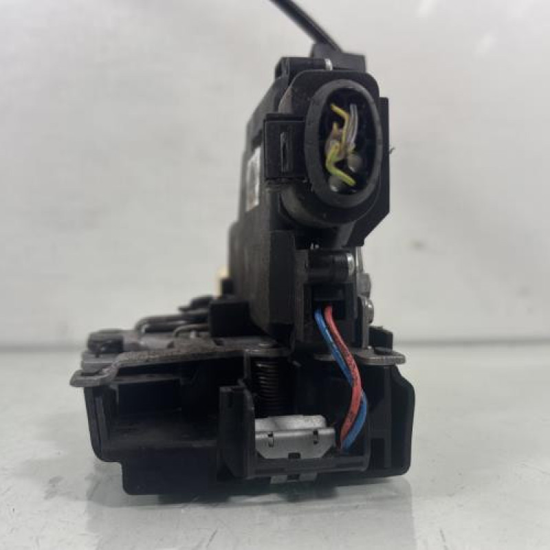 Serrure avant droit SKODA OCTAVIA 2 Photo n°2