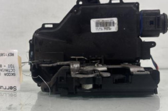 Serrure avant droit SKODA OCTAVIA 2