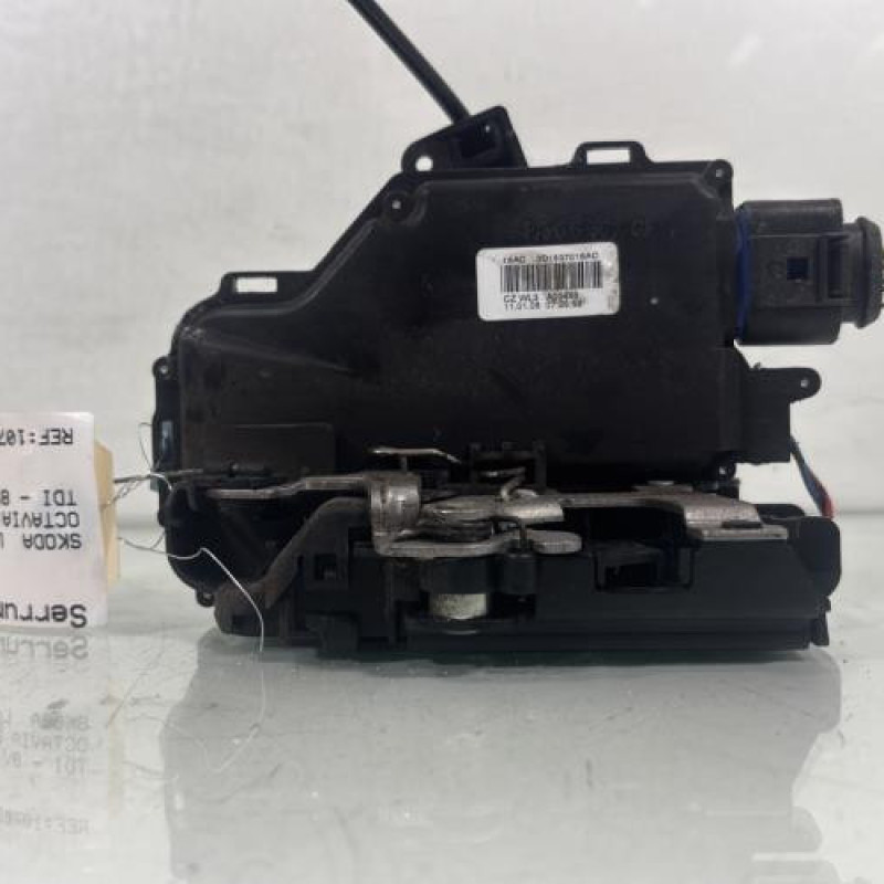 Serrure avant droit SKODA OCTAVIA 2 Photo n°3