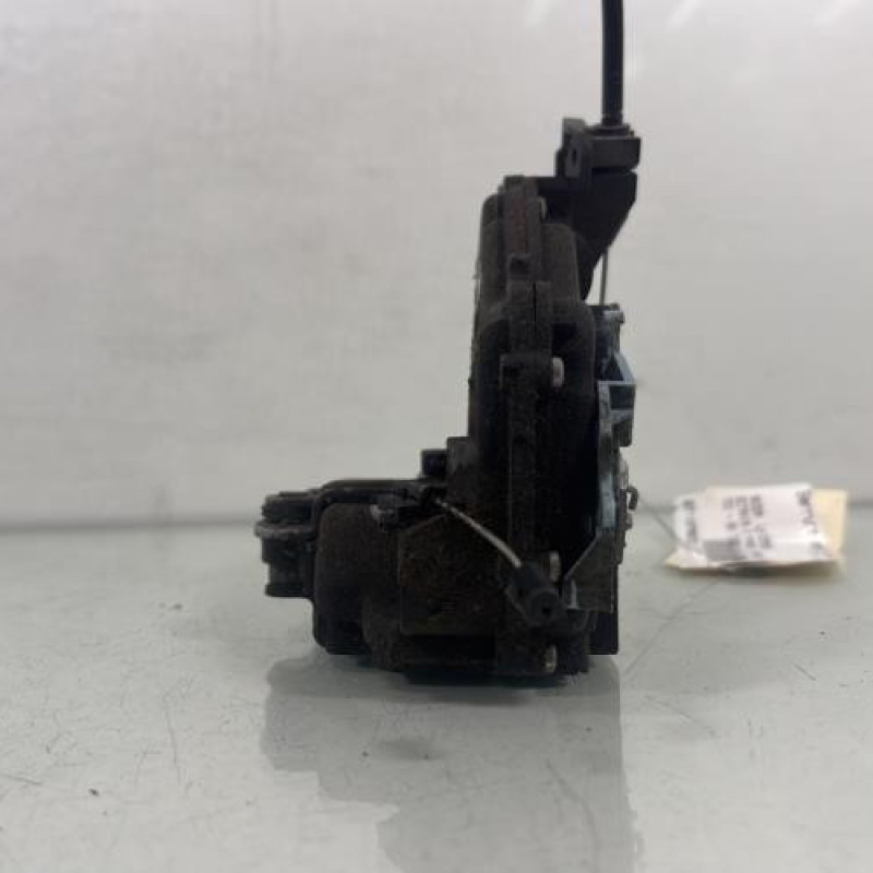 Serrure avant gauche SKODA OCTAVIA 2 Photo n°2