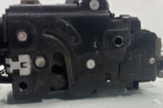 Serrure avant gauche SKODA OCTAVIA 2