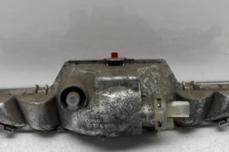 Anti brouillard arriere PEUGEOT 208 1