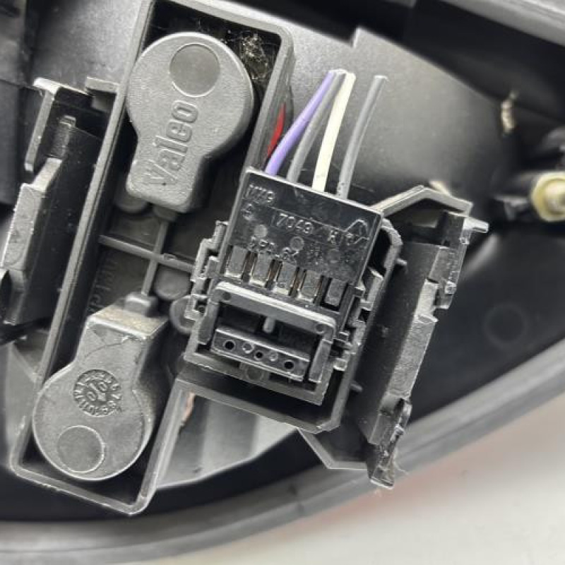 Feu arriere secondaire droit (feux) RENAULT MEGANE 1 Photo n°3