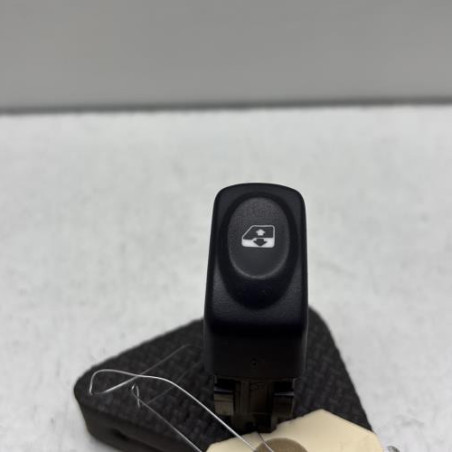 Interrupteur de leve vitre avant droit RENAULT MEGANE 1 Photo n°1