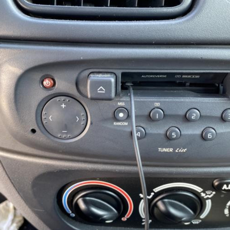 Interrupteur de leve vitre avant droit RENAULT MEGANE 1 Photo n°19